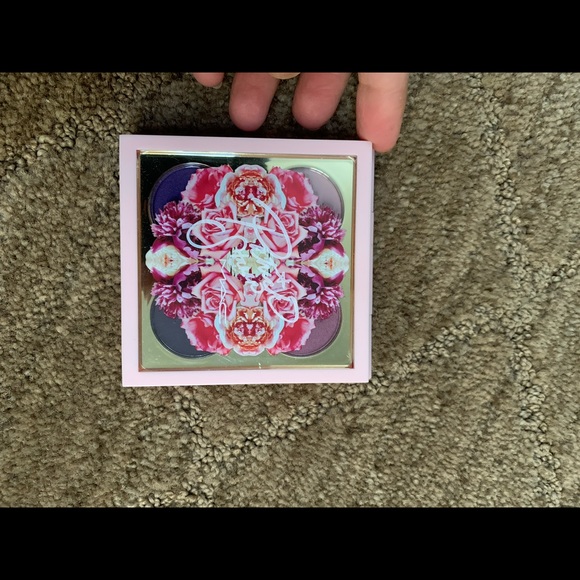 Urban decay blush/ highlighter - Picture 4 of 5